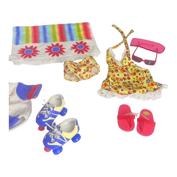 American Girl Julie 2in1 Summer Set Roller Skates Towel Shoes Socks Top Swimsuit - Picture 6 of 12